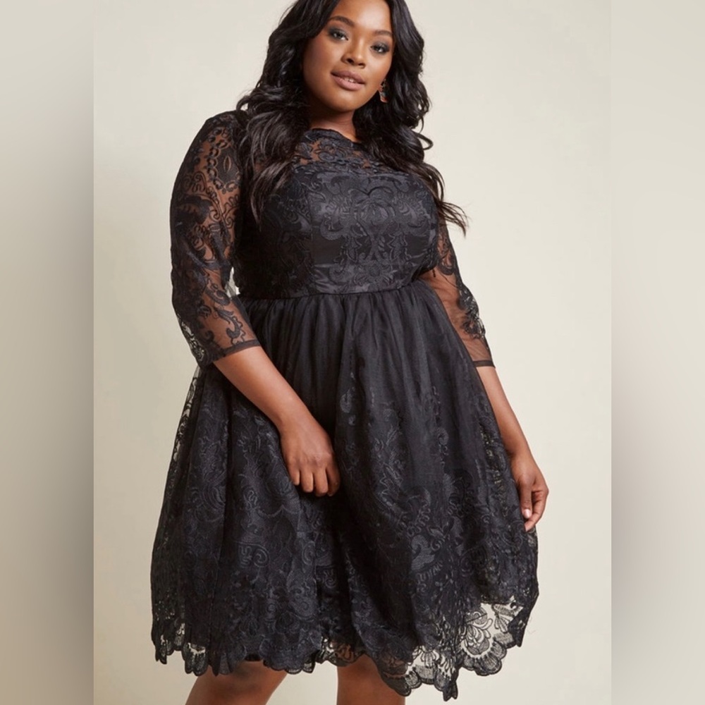 Chi Chi London Gilded Grace Lace Dress Black